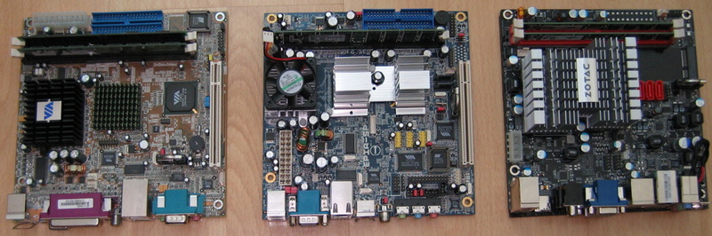 De gauche à droite : epia N, epia SP, zotac De gauche à droite : epia N, epia SP, zotac